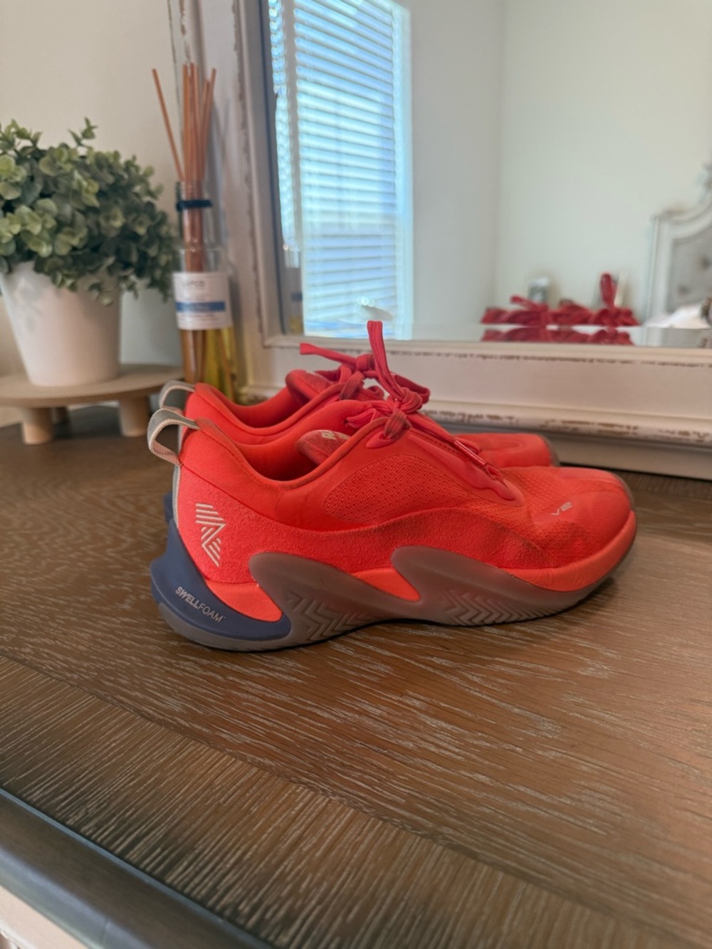 Coral Rad V2 trainers